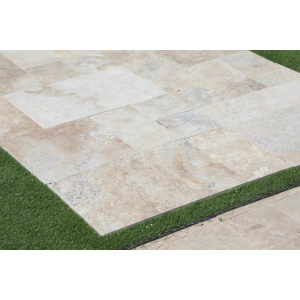 Antique Light Travertine Premium