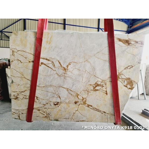 Minoro Onyta Marble